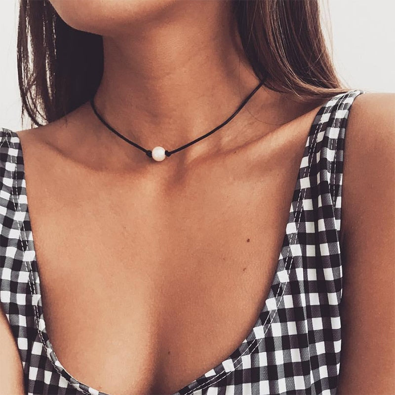 Classic Pearl Leather Necklace