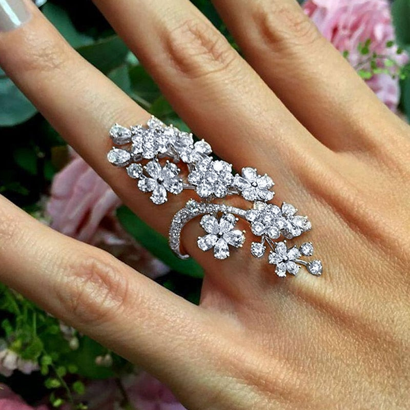 Full Crystal Flower Antique Silver Ring